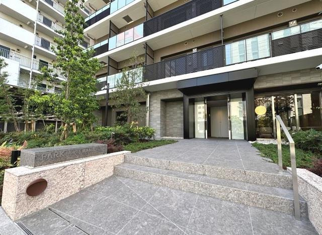 パークアクシス錦糸公園のエントランス| 