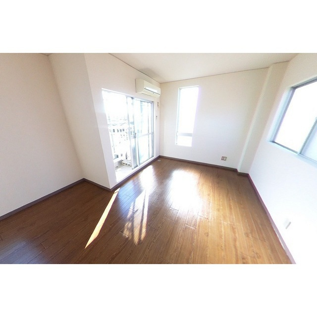 メディアⅠの居間・リビング