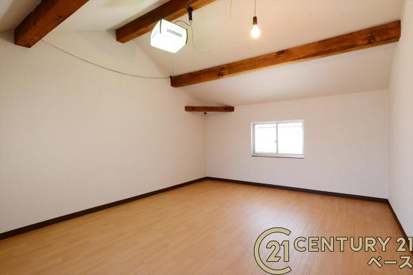 橿原市観音寺町　一戸建の洋室