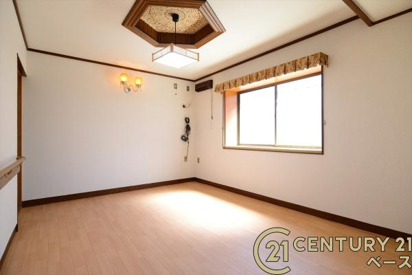 橿原市観音寺町　一戸建の洋室