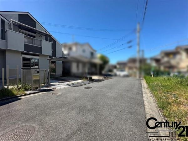 香芝市五位堂１丁目　一戸建の前面道路含む現地写真|■現地撮影写真■近鉄大阪線「五位堂駅」より徒歩１０分！利便性の良いエリアです！
