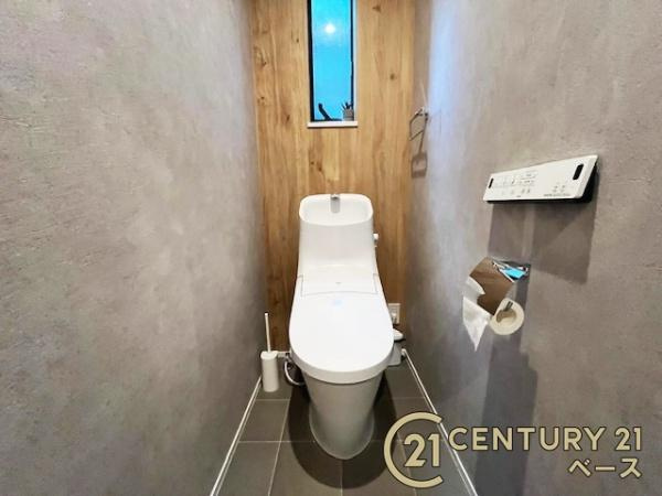 香芝市西真美３丁目　一戸建のトイレ