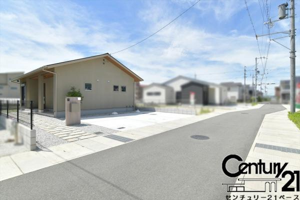大和高田市田井 ５号地 ／一戸建の前面道路含む現地写真