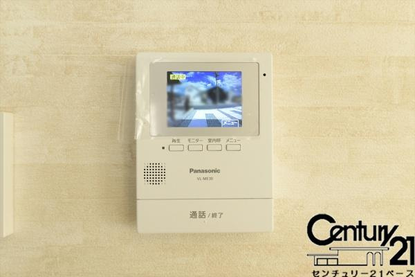 桜井市三輪 ２号地 ／一戸建の内装|■現地撮影写真■ＴＶモニター付きインターホンで防犯対策もバッチリ！来客も一目でわかり安心です！