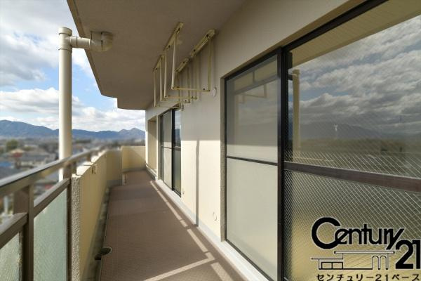 ネオハイツ八木西のバルコニー|■現地撮影写真■日当たりのよいバルコニー！洗濯物もよく乾きます！