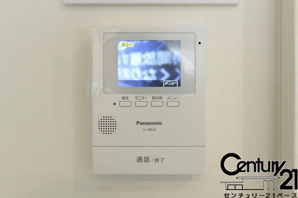 橿原市縄手町 ５号地 ／一戸建の内装|■現地撮影写真■ＴＶモニター付きインターホンで防犯対策もバッチリ！来客も一目でわかり安心です！