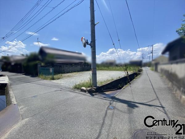 天理市田井庄町の売地の前面道路含む現地写真|■現地撮影写真■小学校が徒歩圏内でお子様の通学が安心です！