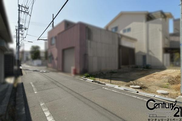 大和郡山市南鍛冶町の売地の前面道路含む現地写真|■現地撮影写真■ＪＲ郡山駅まで徒歩７分でおでかけや通勤が楽々です！