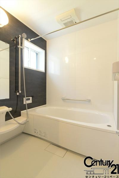 香芝市磯壁５丁目 ４号地／一戸建の浴室|■現地撮影写真■ゆったりサイズの浴室で至福のバスタイム！