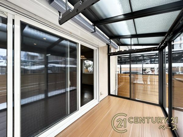 宇陀市榛原ひのき坂３丁目の中古一戸建の内装|■現地撮影写真■陽当たりがいいため室内干しも可能なサンルームです！