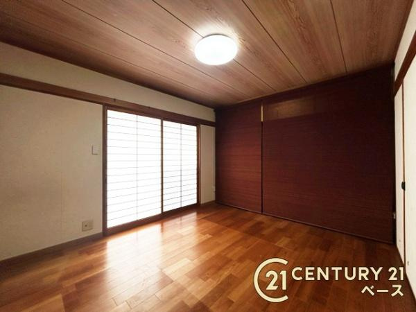 宇陀市榛原ひのき坂３丁目の中古一戸建の洋室|■現地撮影写真■和室から洋室へ改装し、使い勝手のよいきれいなお部屋です！