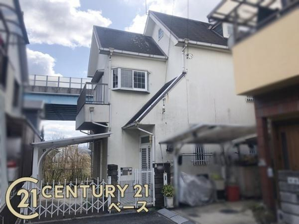 大和高田市南陽町　一戸建の外観|■現地撮影写真■爽やかなホワイトカラーのお洒落な外観！お気軽にお問い合わせください！