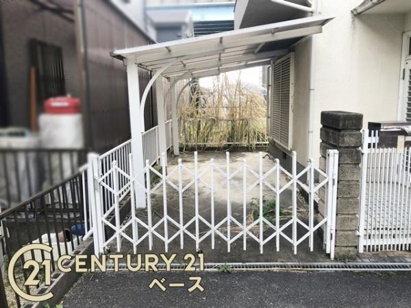 大和高田市南陽町　一戸建の駐車場|■現地撮影写真■こちらは駐車スペースでございます！
