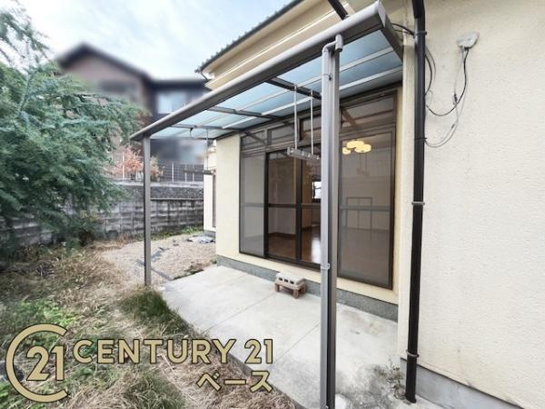 奈良市菅原町の中古一戸建の庭|■現地撮影写真■広々お庭でゆったり生活！