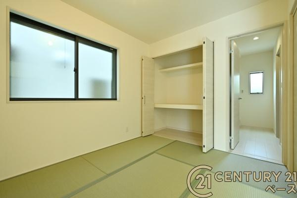 リーブルガーデン金屋 ２号棟 ／新築一戸建の収納|■現地撮影写真■和室にも収納スペース完備！