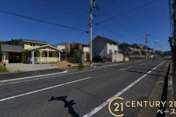 桜井市阿部 ／一戸建の前面道路含む現地写真|■現地撮影写真■緑豊かな気持ちの良い住環境！