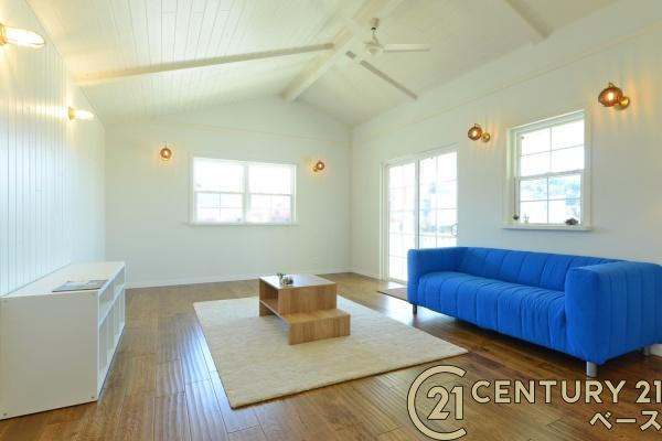 桜井市阿部 ／一戸建の居間・リビング|■現地撮影写真■家族団欒も快適な約１８帖の広々としたリビング！