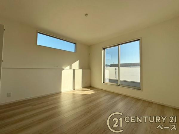 橿原市醍醐町 １号地 ／一戸建の寝室|■現地撮影写真■開放感のある主寝室！他に２階には、洋室が２部屋ございます！