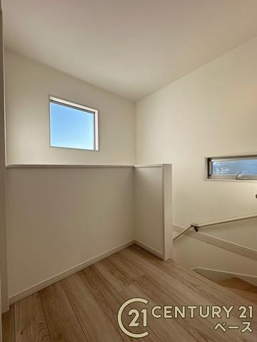 橿原市醍醐町 １号地 ／一戸建の内装|■現地撮影写真■こちらは２階廊下部分です！