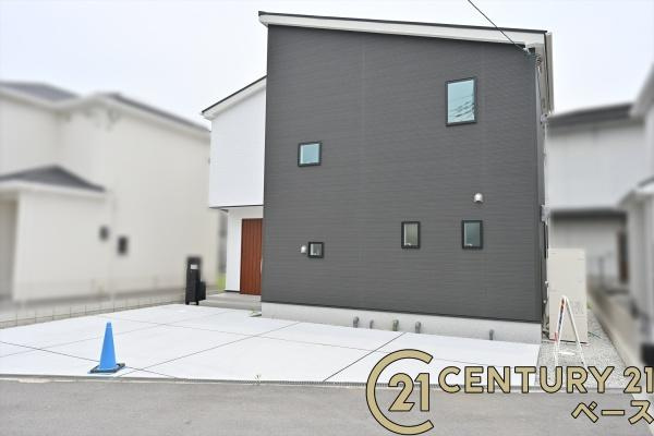 リナージュ阿部 １号棟 ／新築一戸建の駐車場|■現地撮影写真■駐車スペース２台分完備！