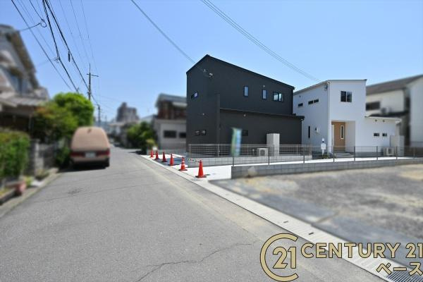 桜井市谷 １号地 ／新築一戸建の前面道路含む現地写真|■現地撮影写真■広々とした開放感ある前面道路です！