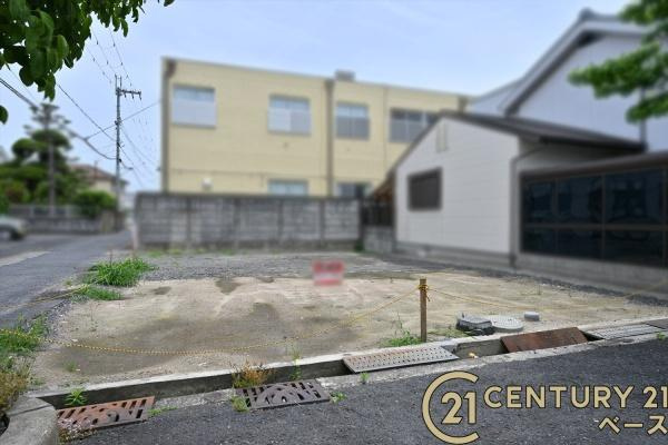 大和高田市大中南町の売地の外観|■現地撮影写真■現状更地ですぐに建築していただけます！建築条件なし！お気軽にお問い合わせください！