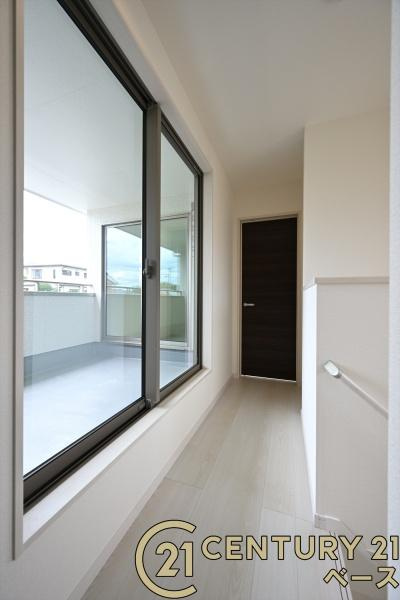 リーブルガーデン植槻町 ２号棟 ／新築一戸建の内装|■現地撮影写真■こちらは２階廊下部分です！