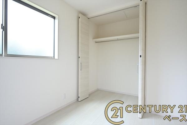 リーブルガーデン植槻町 ２号棟 ／新築一戸建の収納|■現地撮影写真■全居室に収納を完備！