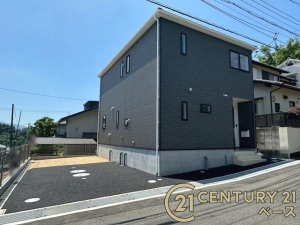 クレイドルガーデン関屋北 ／新築一戸建の外観|■現地撮影写真■耐震等級３の地震に強安心の邸宅！雨で汚れを洗い流してくれるセルフクリーニング機能付き外壁！お気軽にお問い合わせください！