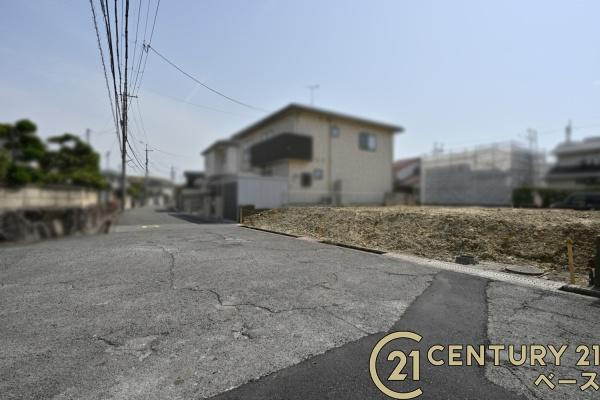 北葛城郡河合町高塚台２丁目　建築条件なし土地の前面道路含む現地写真|■現地撮影写真■落ち着いた雰囲気の閑静な住宅地内です！