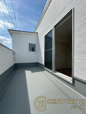 香芝市良福寺 ／新築一戸建のバルコニー|■現地撮影写真■日当たりのよいバルコニー！洗濯物もよく乾きます！