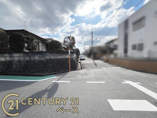北葛城郡上牧町桜ケ丘３丁目の売地の前面道路含む現地写真|■現地撮影写真■前面道路は広々6ｍ！