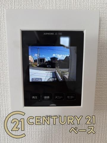 リナージュ西之宮 ／新築一戸建の内装|■現地撮影写真■ＴＶモニター付きインターホンで防犯対策もバッチリ！来客も一目でわかり安心です！
