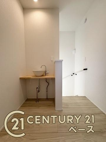 リナージュ西之宮 ／新築一戸建の内装|■現地撮影写真■こちらは２階廊下部分です！