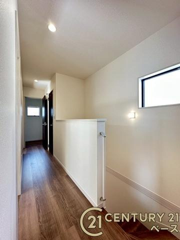 リーブルガーデン結崎 ／新築一戸建の内装|■現地撮影写真■こちらは２階廊下部分です！