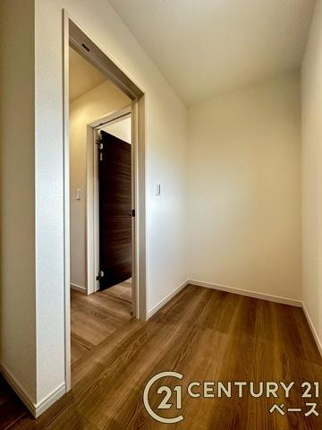 リーブルガーデン結崎 ／新築一戸建の収納|■現地撮影写真■広々としたストレージルームを完備！大きな荷物も楽々収納！■