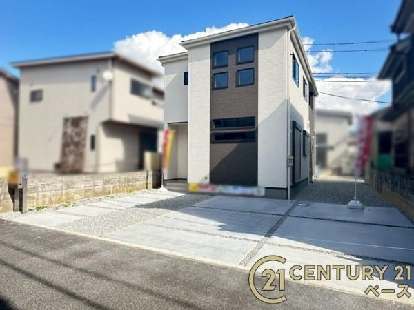 リーブルガーデン結崎 ／新築一戸建の駐車場|■現地撮影写真■駐車スペースは３台分完備！来客時なども安心です！