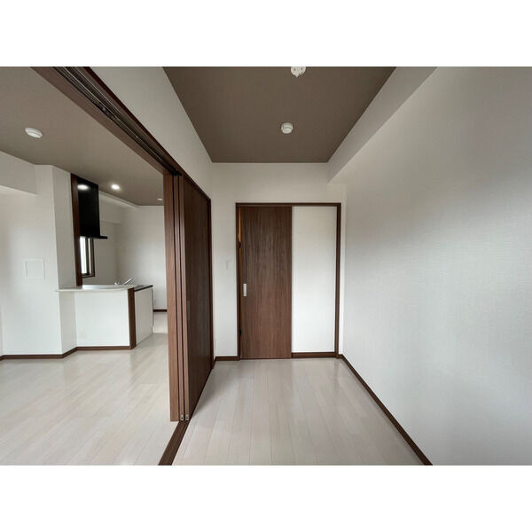 ライブラ西新の居間・リビング