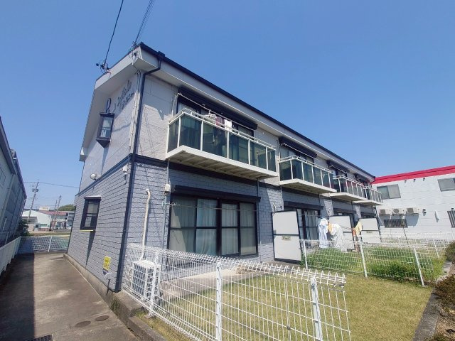 SurplusTwoライスAの外観