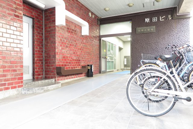 堀江テラスのエントランス