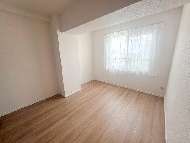 浦和白幡東高層住宅１号棟の洋室