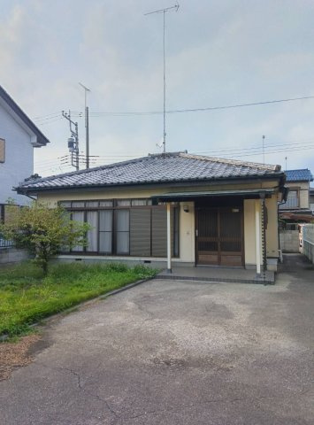 小山市神鳥谷の外観