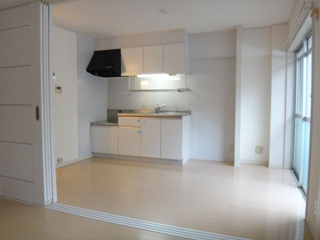 篠隈ビルの居間・リビング