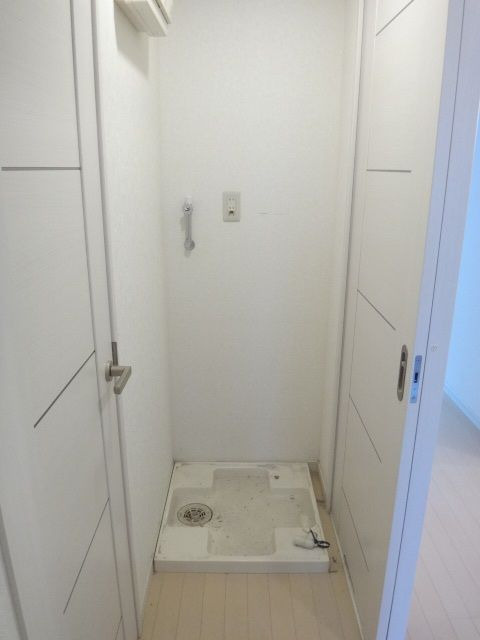 篠隈ビルのシャワールーム