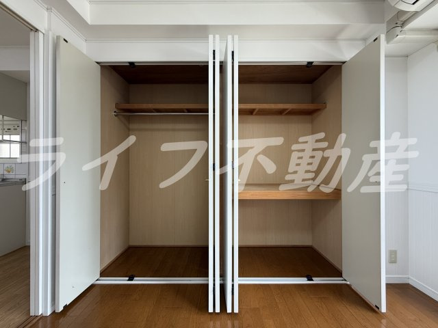 フィエルメンテの収納|こまごまとしたものを収納できそうですね