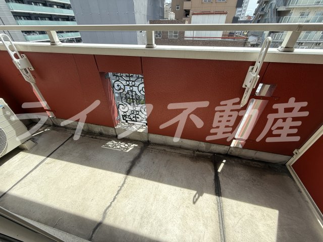 フィエルメンテのバルコニー|広々としたバルコニーです