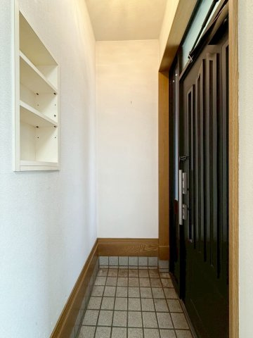 太秦西蜂岡町の玄関