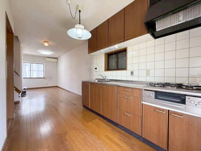 太秦西蜂岡町のキッチン