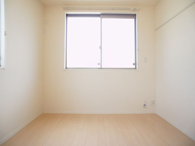 【寝室】 | ヴィラフェリーチェⅡ壱番館 | 清潔感のあるきれいな洋間です♪