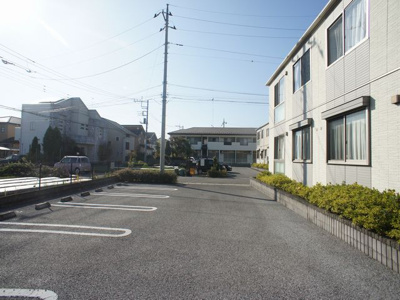 【駐車場】 | ヴィラフェリーチェⅡ壱番館 | 駐車場2台込みです♪